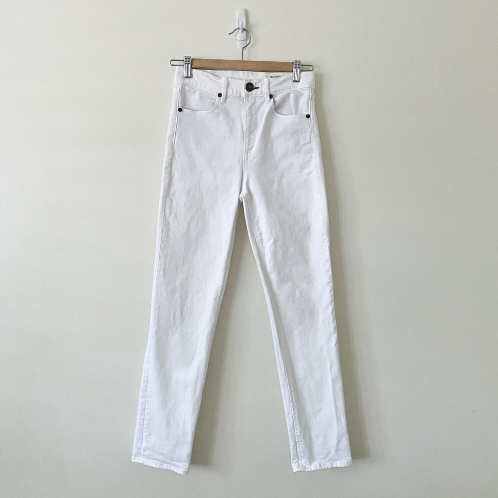 Rag & Bone Slim Jeans in white 25